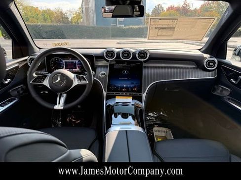 Certified 2026 Mercedes-Benz GLC 300 4MATIC image 17