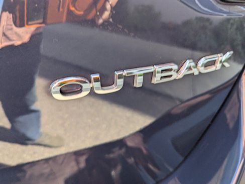 Used 2023 Subaru Outback Premium AWD/4WD image 28