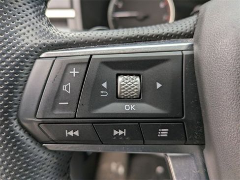 Used 2022 Mitsubishi Outlander SE image 11