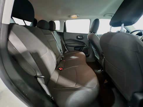 Used 2019 Jeep Compass Sport image 19