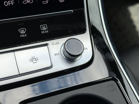 Certified 2026 Audi Q8 Premium Plus AWD/4WD image 33