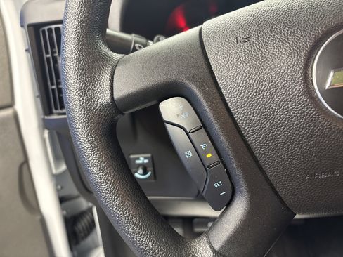 Used 2024 Chevrolet Express 2500 w/ Driver Convenience Package image 15