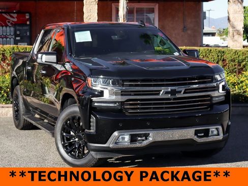 Used 2021 Chevrolet Silverado 1500 High Country w/ Technology Package image 2