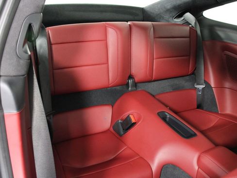 Certified 2018 Porsche 911 Carrera 4S image 32