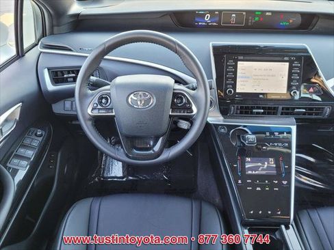 Certified 2020 Toyota Mirai FWD image 6