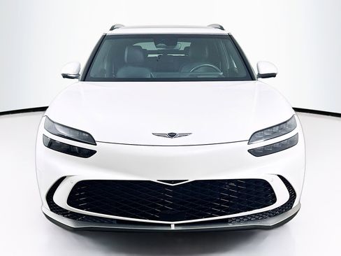 Used 2023 Genesis GV60 Advanced AWD/4WD image 2