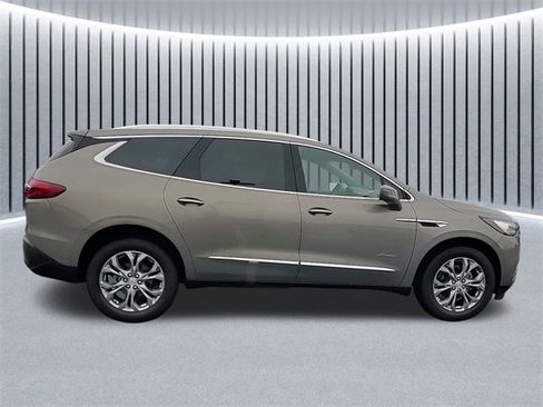 Certified 2018 Buick Enclave Avenir w/ Avenir Technology Package image 2