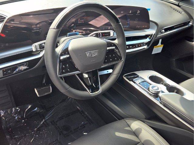 New 2027 Cadillac Lyriq Luxury RWD image 14