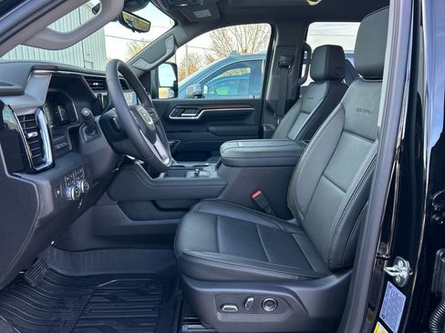 New 2026 GMC Sierra 3500 Denali w/ Denali Reserve Package image 12