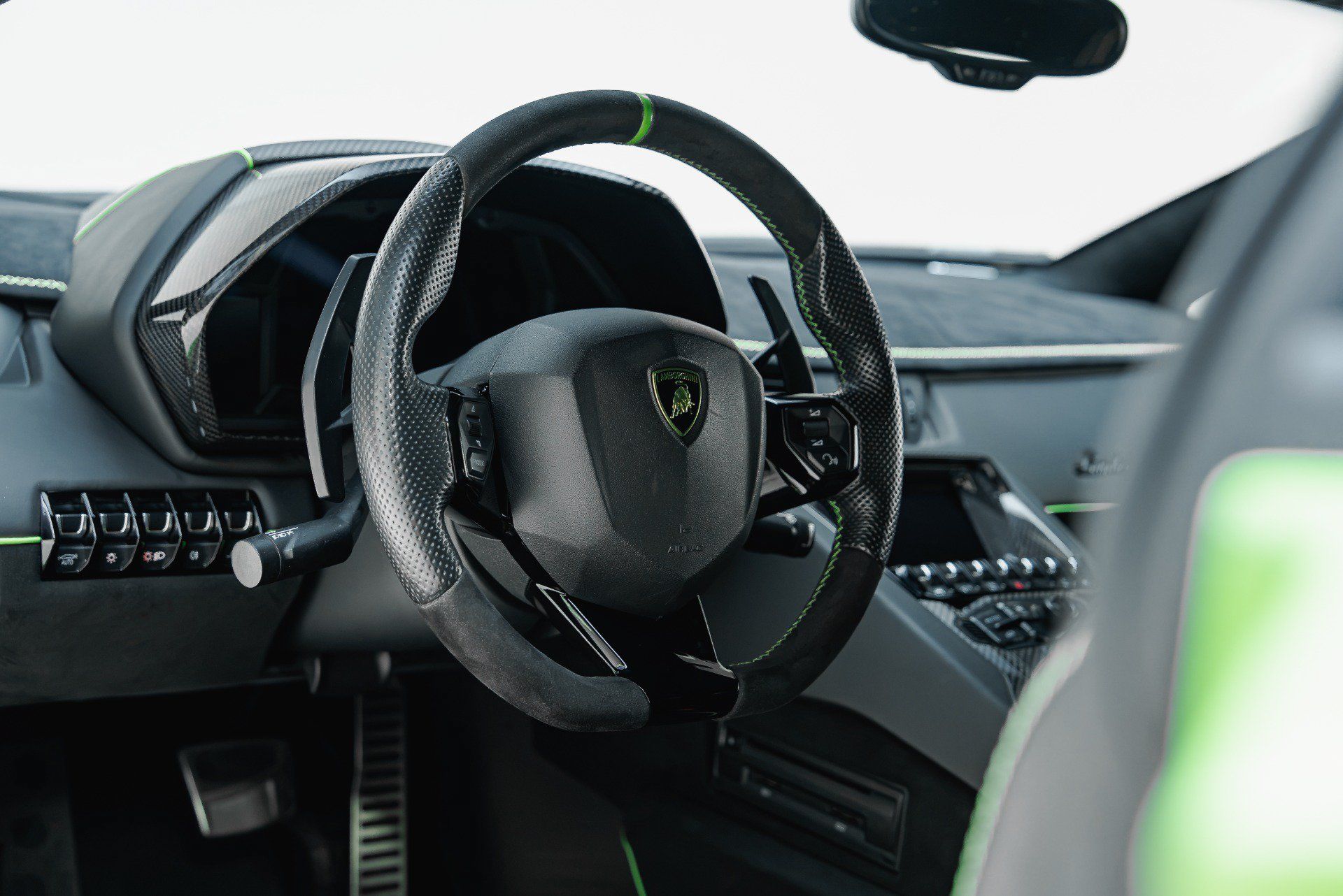 Used 2019 Lamborghini Aventador SVJ AWD/4WD image 74