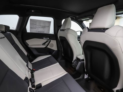 New 2026 BMW X1 xDrive28i AWD/4WD image 26