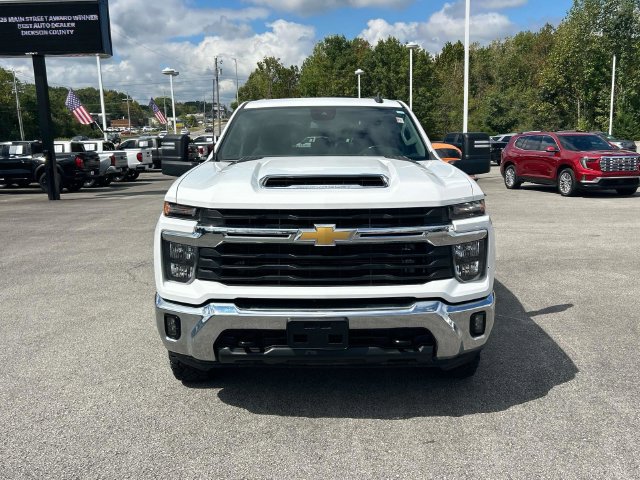 Used 2025 Chevrolet Silverado 2500 LT w/ Convenience Package AWD/4WD image 8