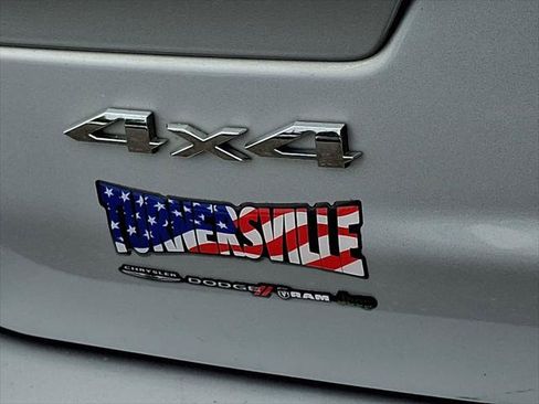 Certified 2023 Jeep Grand Cherokee L Limited AWD/4WD image 16