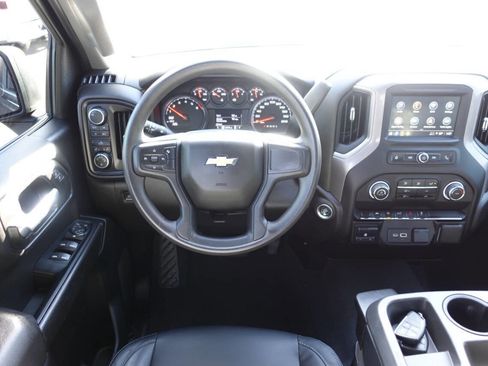 Used 2023 Chevrolet Silverado 1500 Custom image 33