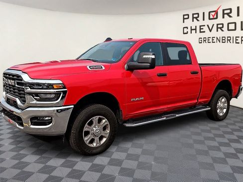 Used 2026 RAM 2500 Big Horn AWD/4WD image 4