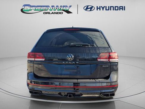 Used 2023 Volkswagen Atlas SEL R-Line AWD/4WD image 7
