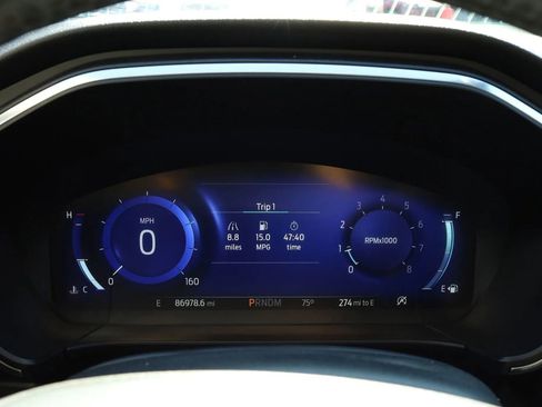Used 2020 Ford Escape Titanium AWD/4WD image 23