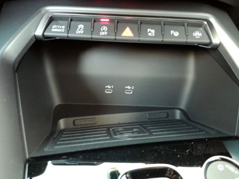 Used 2025 Audi A3 2.0T Premium image 44