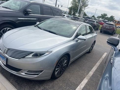 Used 2014 Lincoln MKZ Hybrid FWD image 1