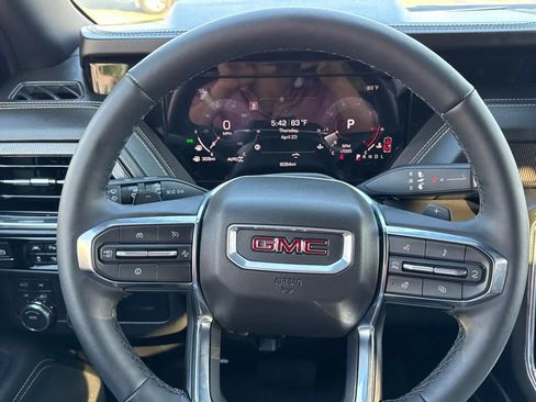 Used 2026 GMC Yukon Elevation AWD/4WD image 29