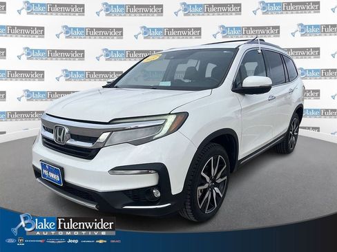 Used 2019 Honda Pilot Touring image 1