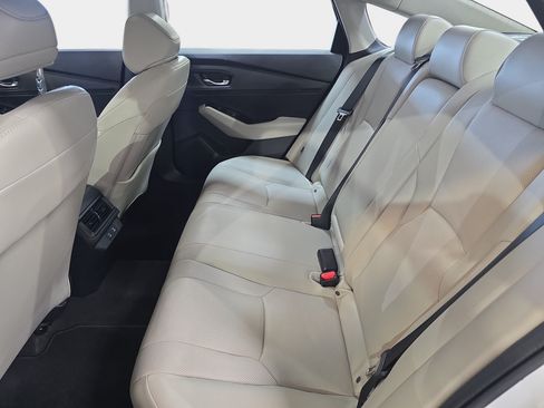 Used 2024 Honda Accord Touring image 11