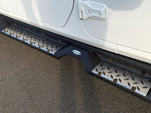 Used 2021 Jeep Wrangler Unlimited Sport image 12