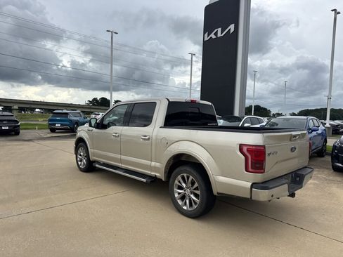 Used 2017 Ford F150 Lariat RWD image 15