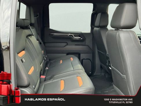 Certified 2022 GMC Sierra 1500 AT4 w/ AT4 Premium Package image 22