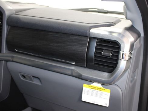 New 2025 Ford F150 Lariat w/ Equipment Group 501A Mid image 29