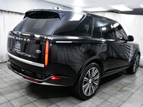 Used 2023 Land Rover Range Rover Autobiography AWD/4WD image 6