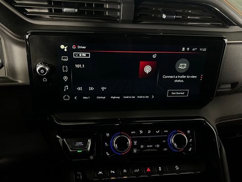 Used 2025 GMC Sierra 1500 AT4 image 19