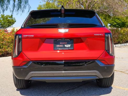 Used 2025 Cadillac Optiq Sport 1 image 10