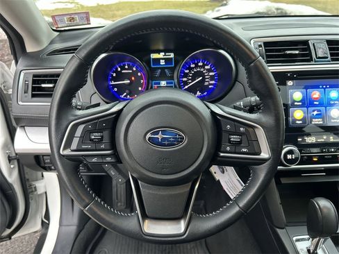 Used 2019 Subaru Outback 2.5i Premium image 18