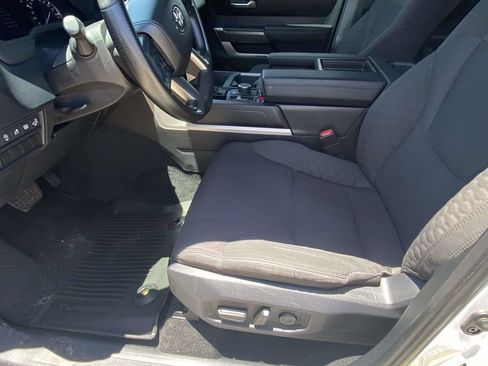 Used 2025 Toyota Tundra SR5 w/ SR5 Convenience Package AWD/4WD image 48