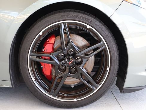 Used 2023 Chevrolet Corvette Stingray Preferred Cpe w/ Z51 Performance Package RWD image 13