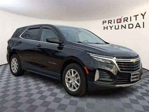 Used 2022 Chevrolet Equinox LT image 3