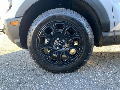 New 2025 Ford Bronco Sport Badlands image 11