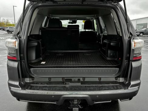 Used 2020 Toyota 4Runner Limited AWD/4WD image 28