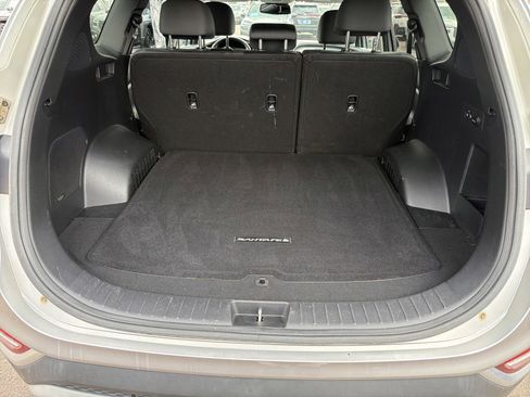 Used 2020 Hyundai Santa Fe SEL w/ Convenience Package AWD/4WD image 19