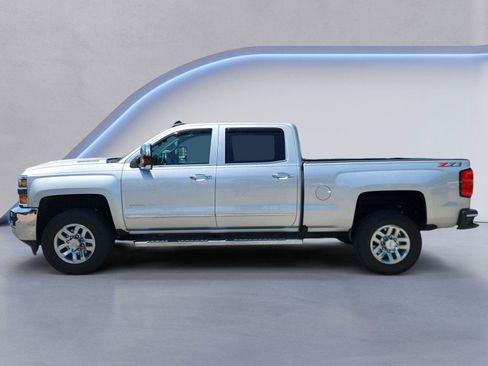Used 2018 Chevrolet Silverado 3500 LTZ w/ Duramax Plus Package AWD/4WD image 6