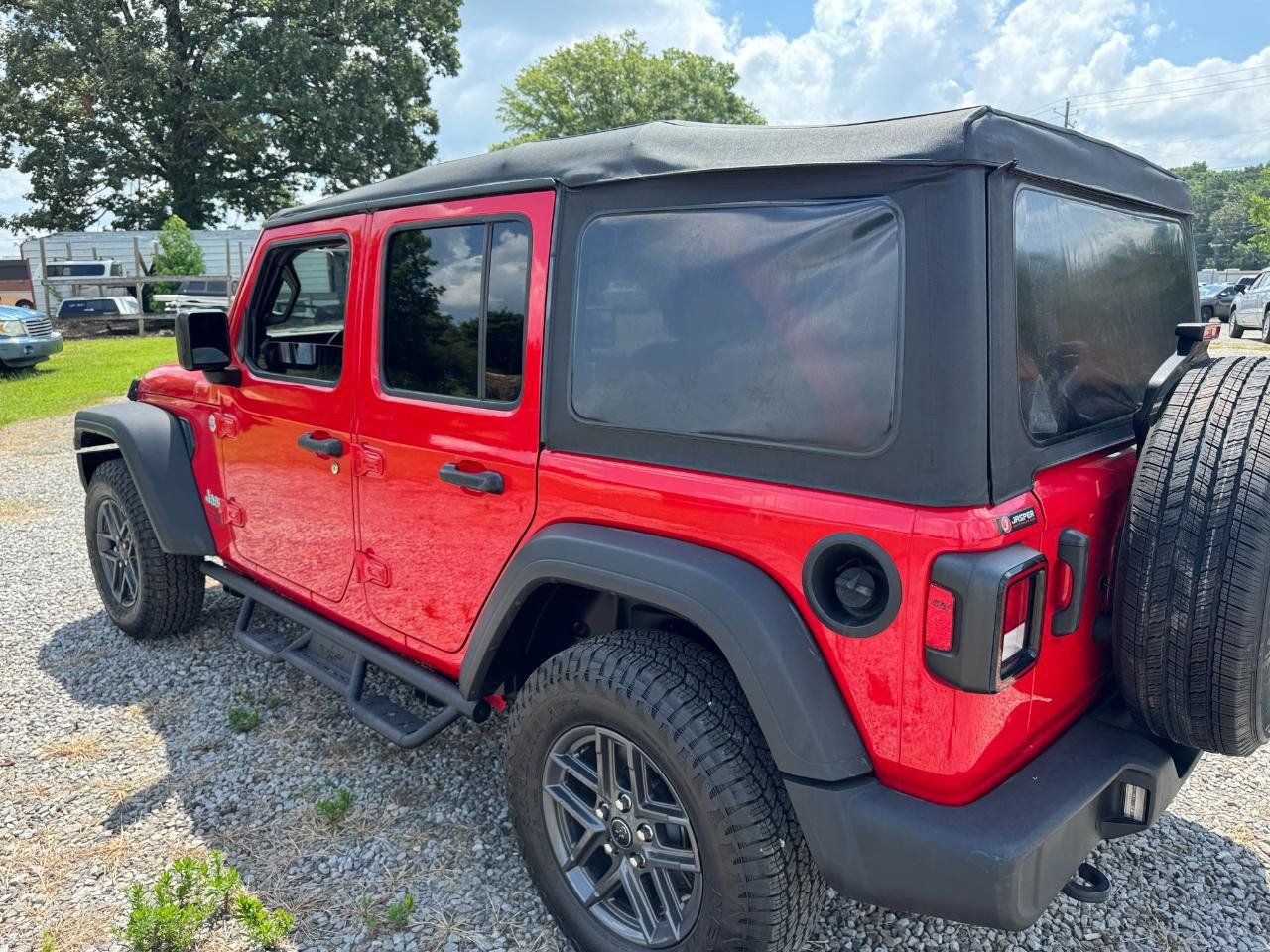 Used 2021 Jeep Wrangler Unlimited Sport AWD/4WD image 21