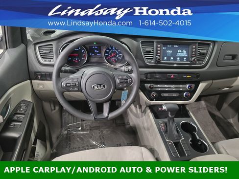Used 2019 Kia Sedona LX image 11