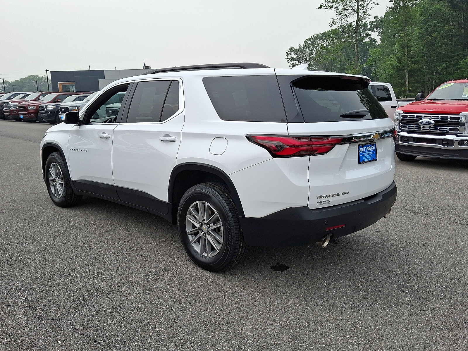 Certified 2023 Chevrolet Traverse LT AWD/4WD image 4