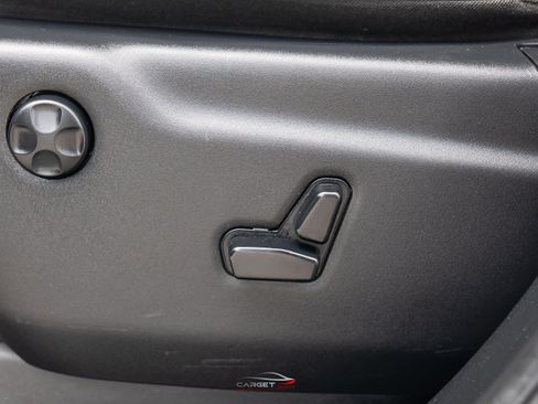 Used 2018 Dodge Durango SRT AWD/4WD image 42