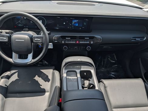 Used 2026 Hyundai Palisade SEL AWD/4WD image 14