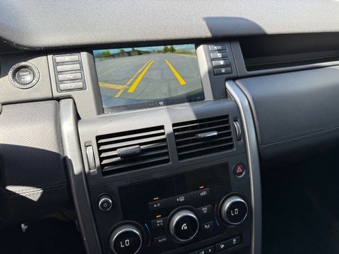 Used 2019 Land Rover Discovery Sport HSE Luxury Dynamic AWD/4WD image 12