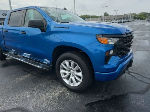 Certified 2022 Chevrolet Silverado 1500 Custom w/ LPO, Dark Essentials Package image 2