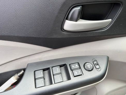 Used 2013 Honda CR-V LX image 11