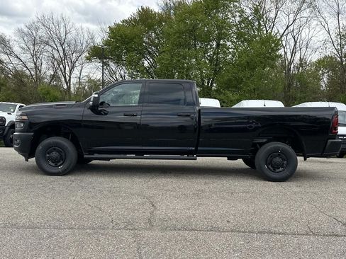 New 2026 RAM 2500 Tradesman AWD/4WD image 5